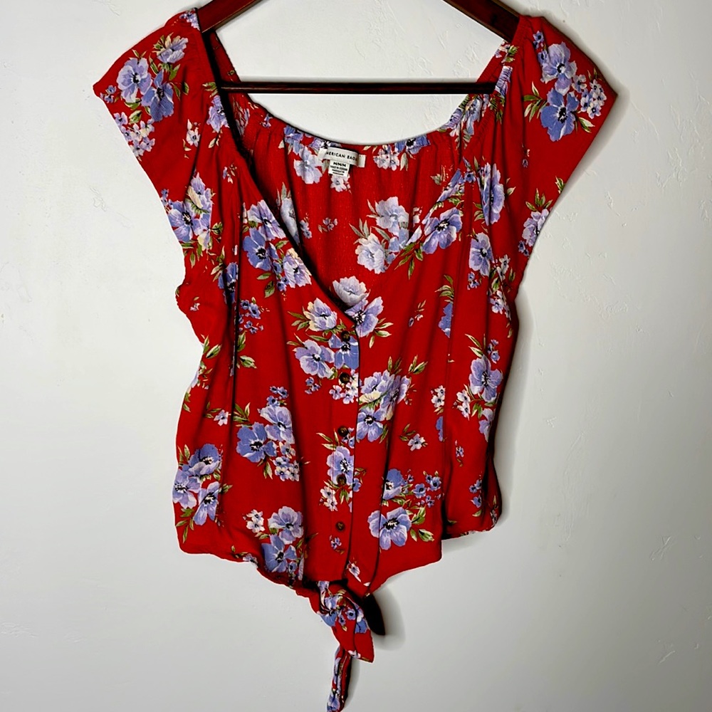 American Eagle crop top